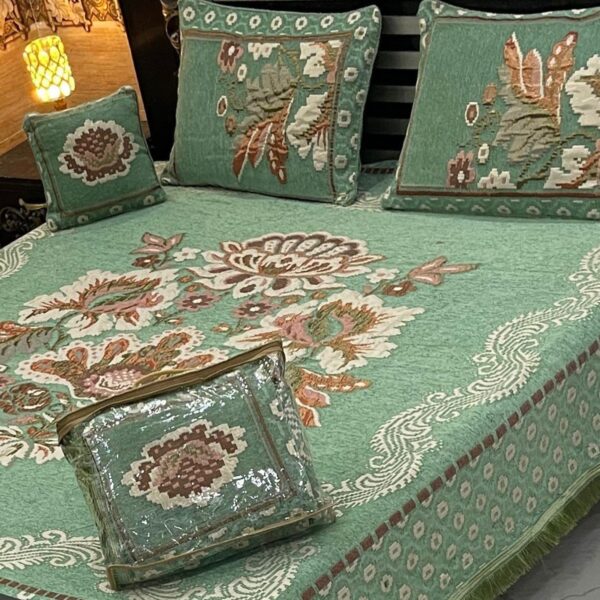 4Pc Velvet Jacquard Bedsheet - Image 3