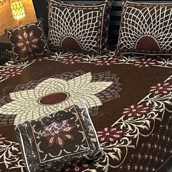 4Pc Velvet Jacquard Bedsheet - Image 2