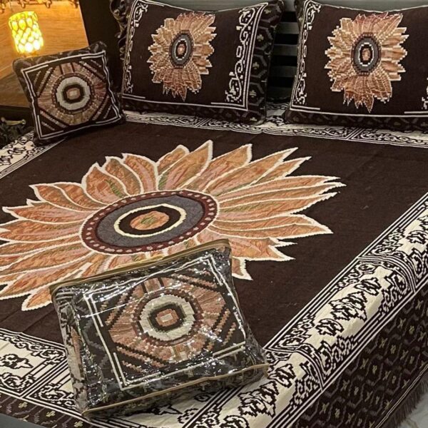 4Pc Velvet Jacquard Bedsheet - Image 3