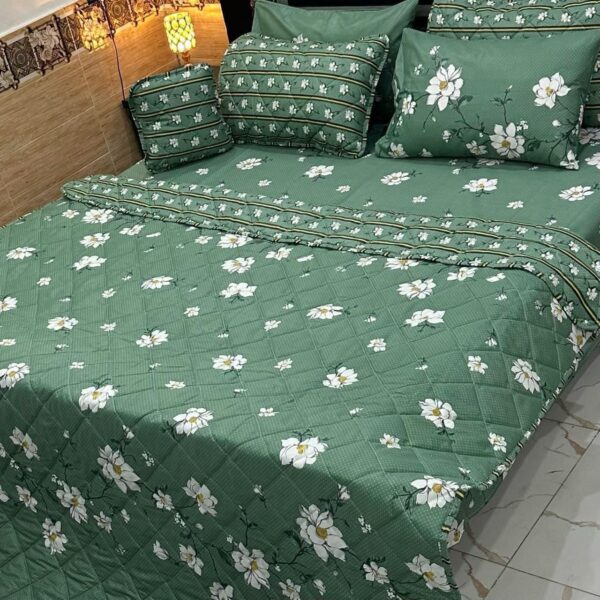  7-Piece Printed Comforter Set – Luxurious & Cozy 