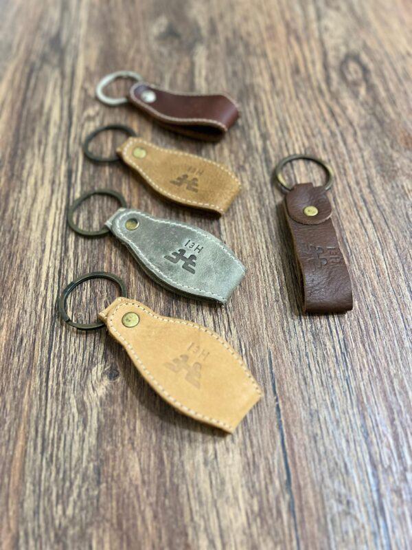 Heritage Leather Keychain – Classic Loop Series